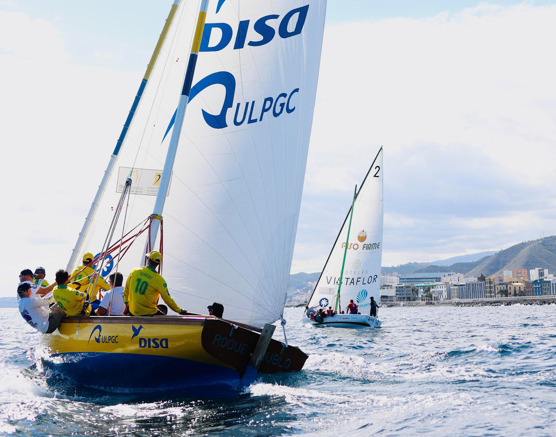 Robert Scheidt at the Helm of ‘Disa Roque Nublo ULPGC’